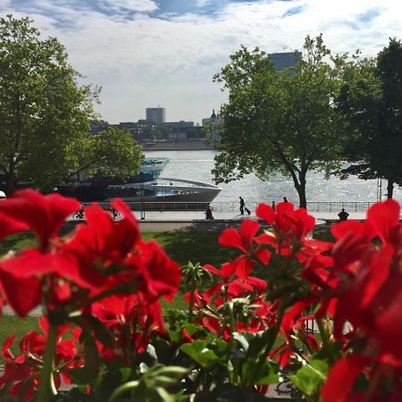 Altstadthotel Hayk Am Rhein Cologne Luaran gambar