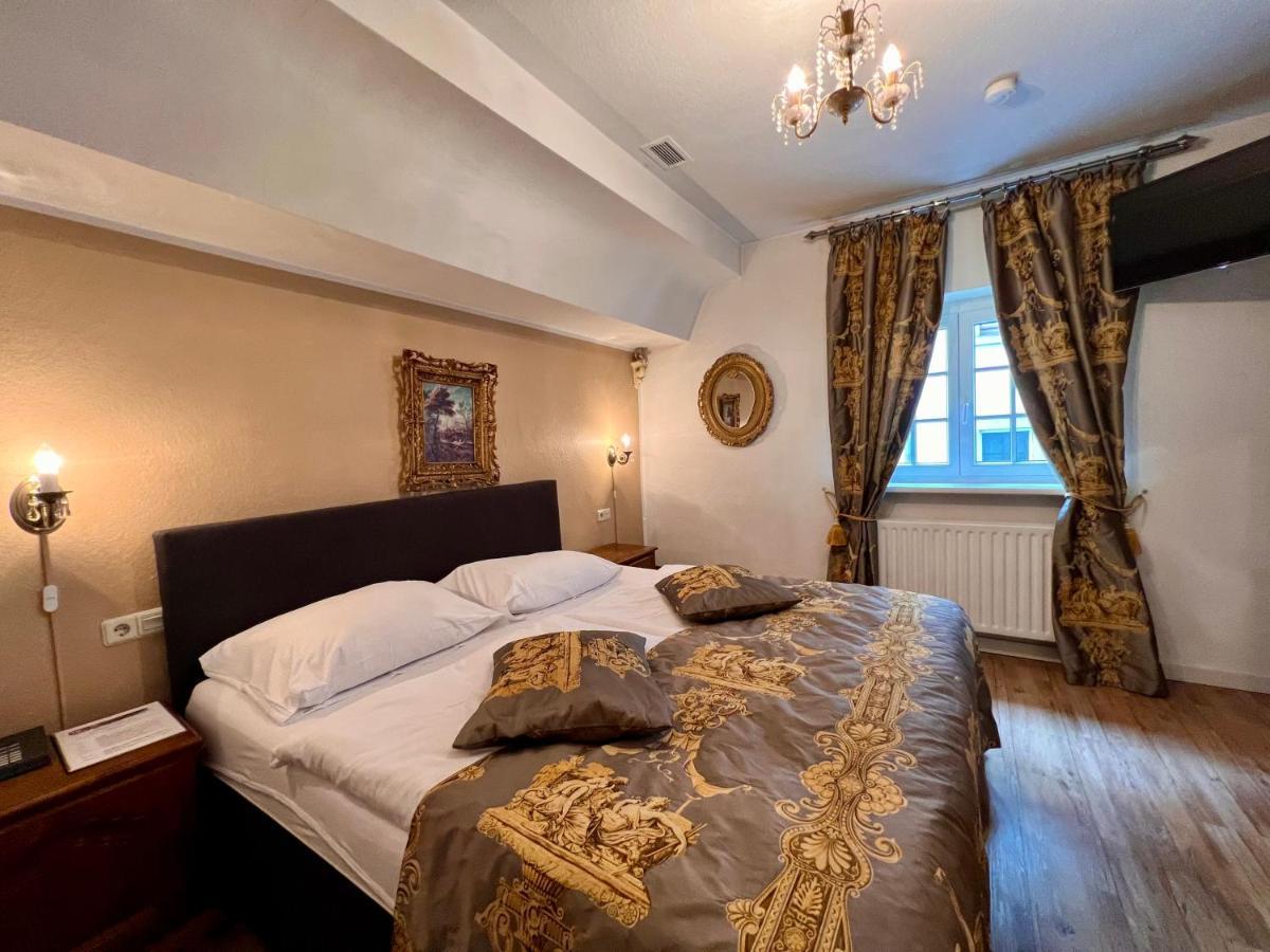 Altstadthotel Hayk Am Rhein Cologne Luaran gambar