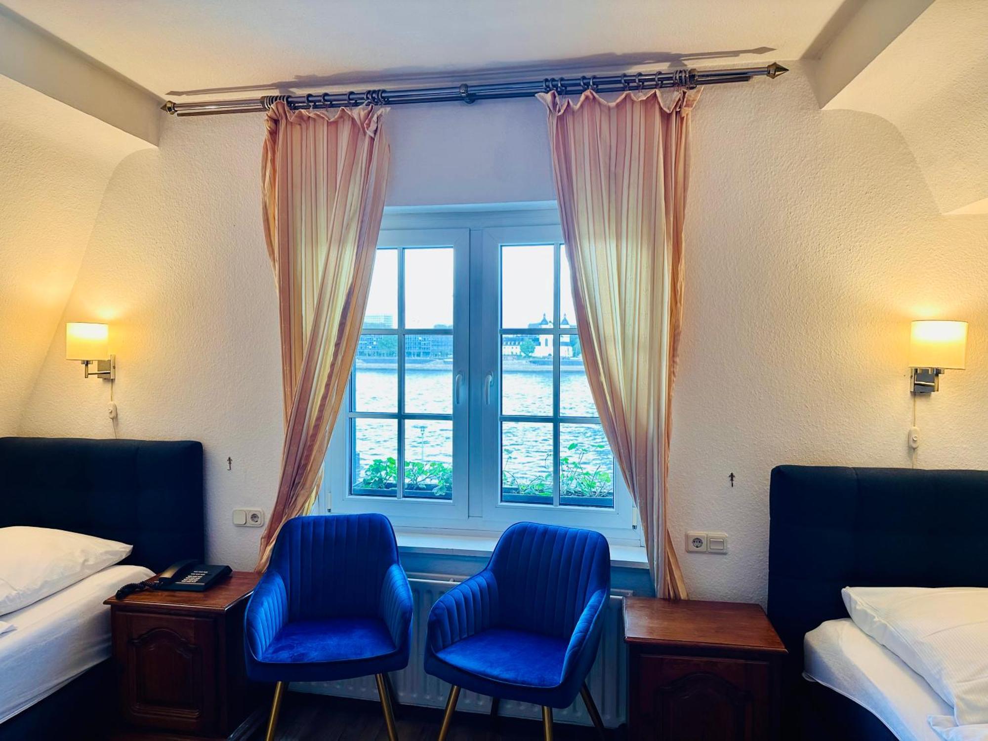 Altstadthotel Hayk Am Rhein Cologne Luaran gambar
