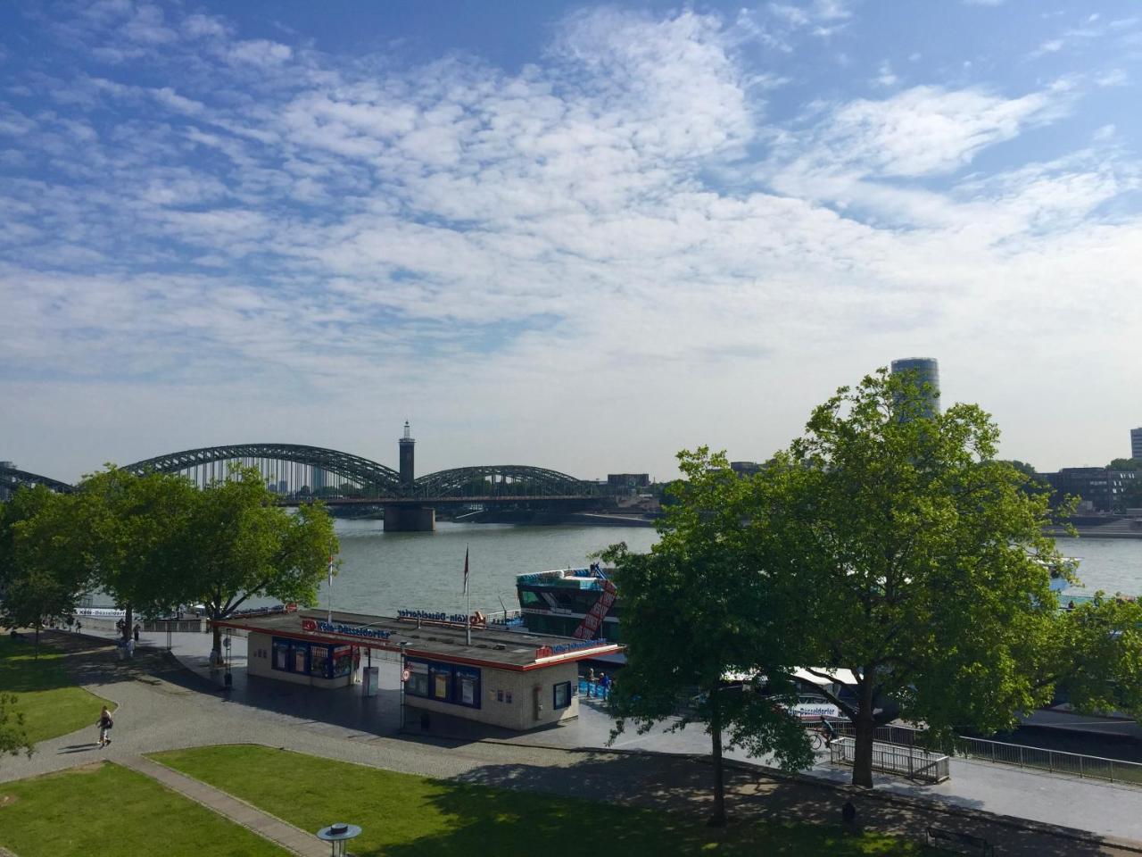 Altstadthotel Hayk Am Rhein Cologne Luaran gambar